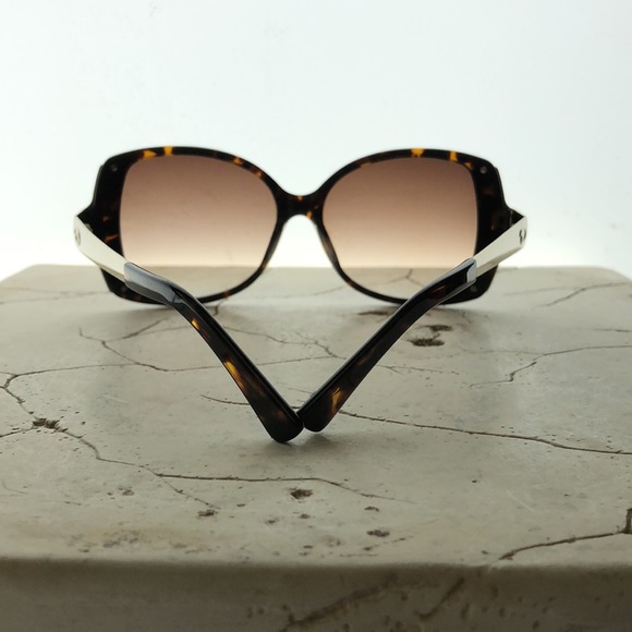 Oscar DeLa Renta Dark Round Tortoise Shell Frame Gold Small Arm - Picture 4 of 6